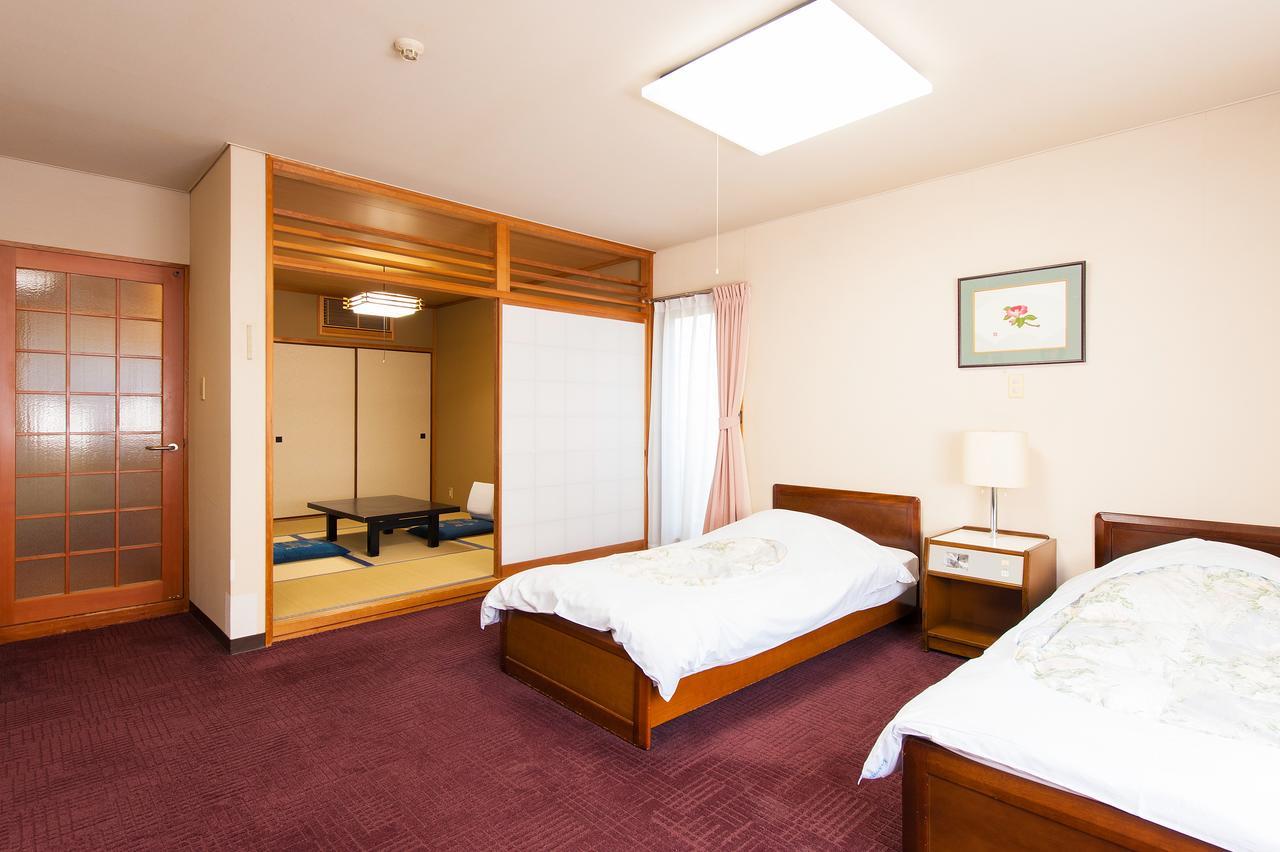 Watarase Onsen Hotel Yamayuri Hongu Exterior photo